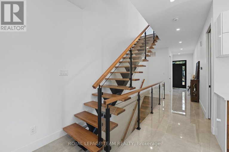 29001390/984-watson-street/fairfield-heights/ottawa/ontario/K2B6C2_7