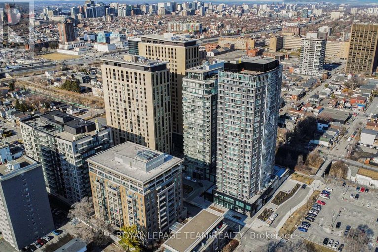 29581122/406-111-champagne-avenue-s/west-centre-town/ottawa/ontario/K1S5V3_35