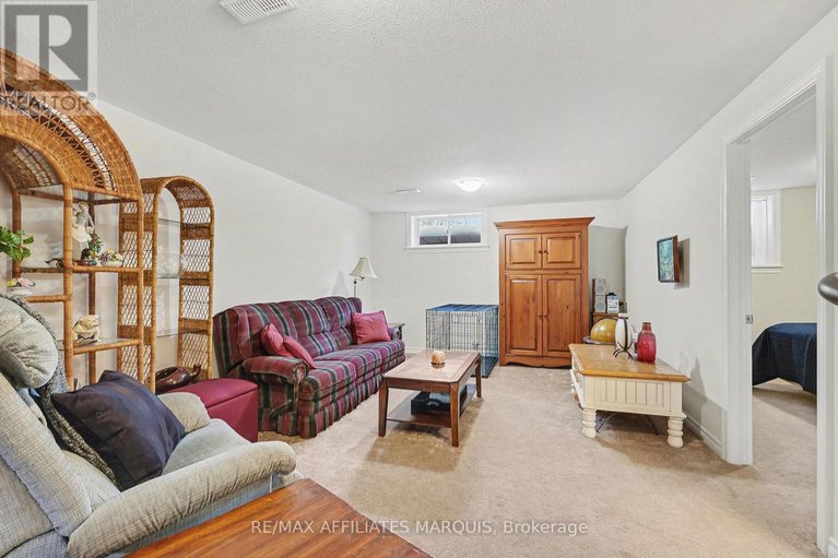 29266687/171-royal-landing-gate/north-grenville-twp-kemptville-south/north-grenville/ontario/K0G1J0_27