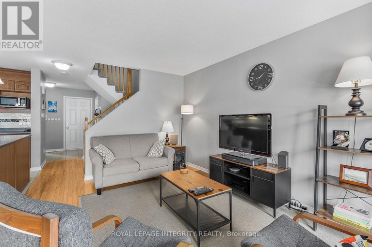 29054392/216-eliot-street/town-of-rockland/clarence-rockland/ontario/K4K0E6_11