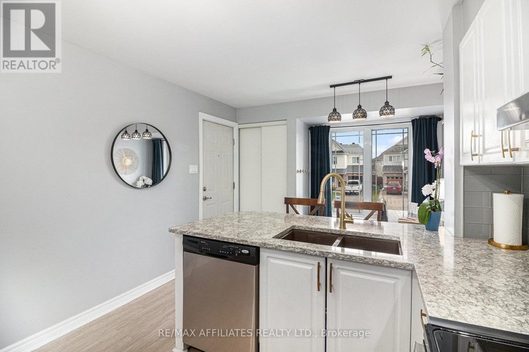 28890058/440-harvest-valley-avenue/avalon-east/ottawa/ontario/K4A0V6_5