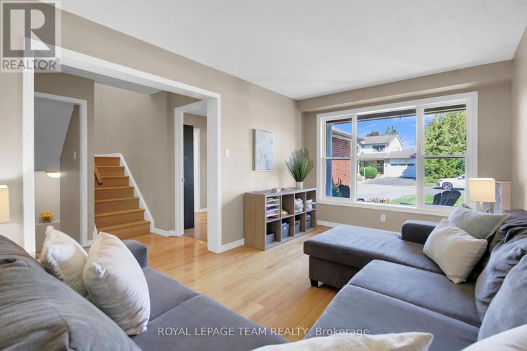 28874941/18-victor-street/stittsville-central/ottawa/ontario/K2S1H9_2