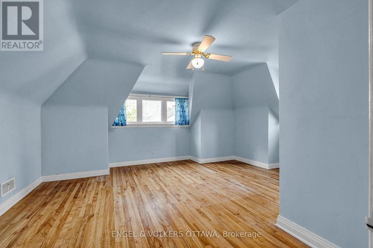 28581364/522-cambridge-street-s/west-centre-town/ottawa/ontario/K1S4J3_20