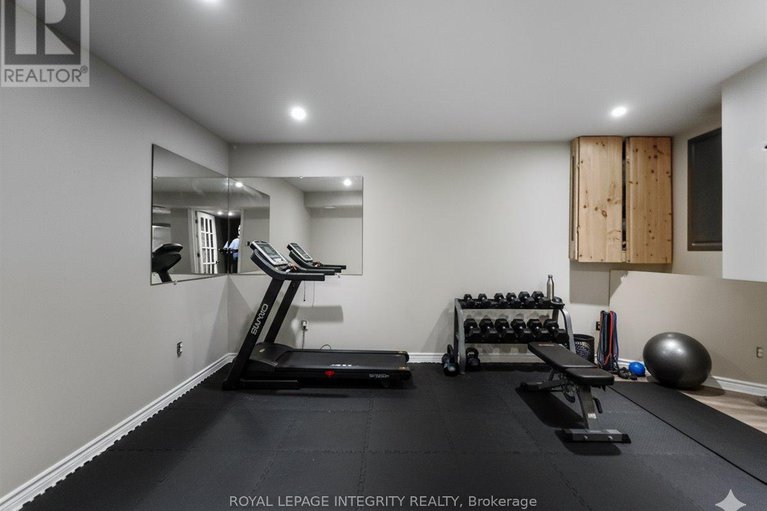 29060732/1791-tache-way/fallingbrookpineridge/ottawa/ontario/K4A2S7_39