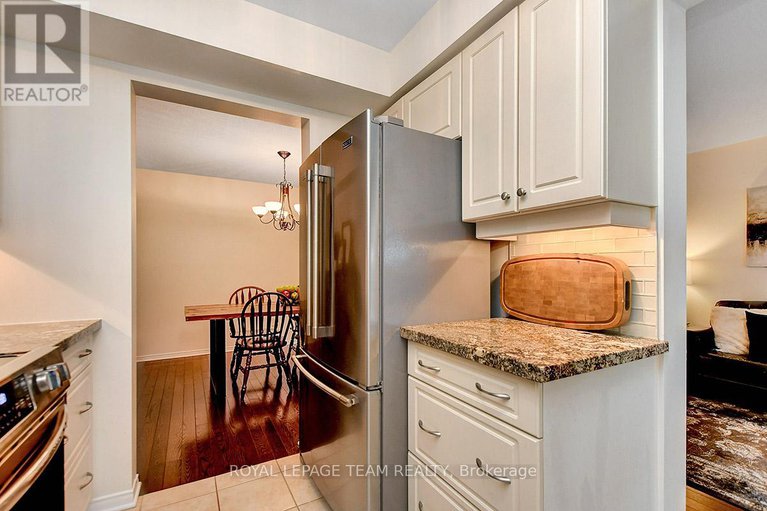 28608352/109-goldwood-private/stonebridge/ottawa/ontario/K2J0P4_18