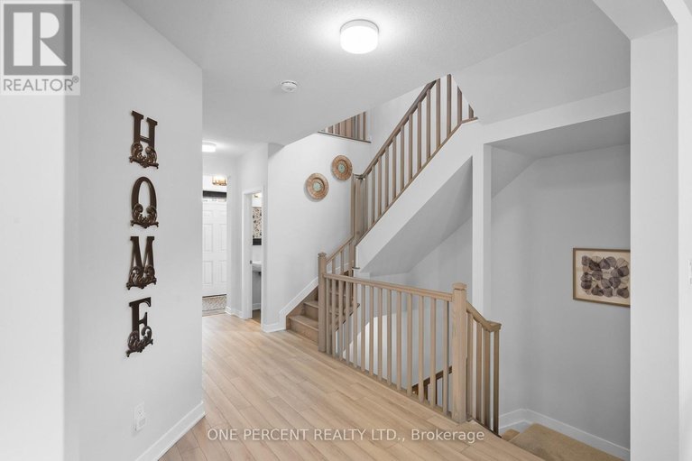 29563341/1002-showman-street/goulbourn-twp-from-franktown-rdsouth-to-rideau/ottawa/ontario/K0A2Z0_19