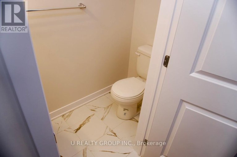 29256596/640-corporal-private/blossom-parkkemp-parkfindlay-creek/ottawa/ontario/K1X0M7_4