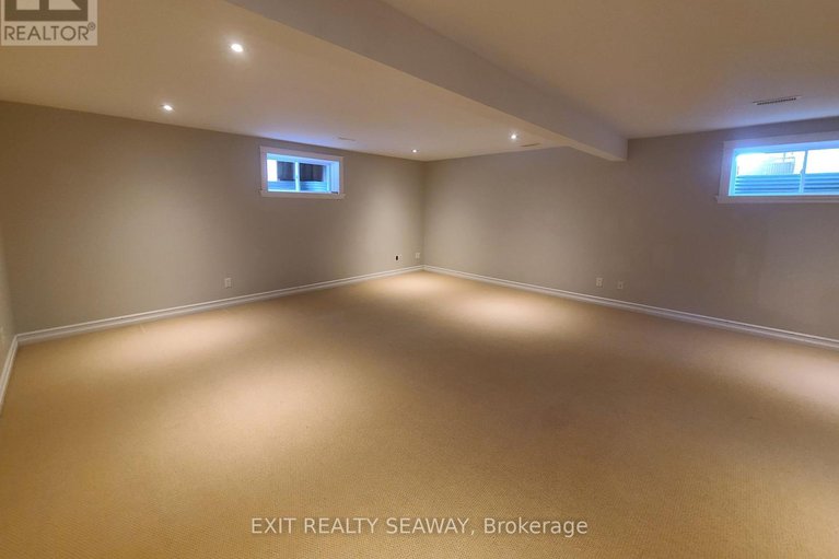 28854316/4294-schell-street/south-dundas-williamsburgh-twp/south-dundas/ontario/K0C2H0_17