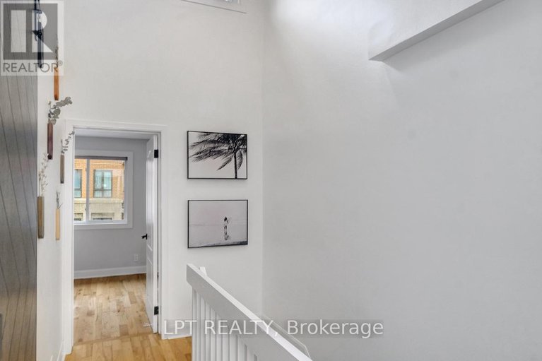 29140235/327-st-andrew-street/lower-town/ottawa/ontario/K1N5G9_30