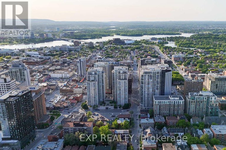 28480510/2606-242-rideau-street/sandy-hill/ottawa/ontario/K1N0B7_27