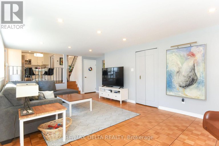 29629374/13-parklane-court/blackburn-hamlet/ottawa/ontario/K1B3H3_17