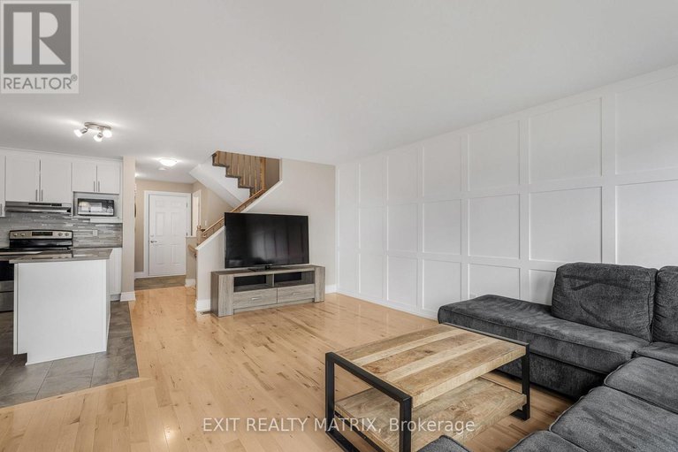 28611581/43-johanne-street/town-of-rockland/clarence-rockland/ontario/K4K0M3_13