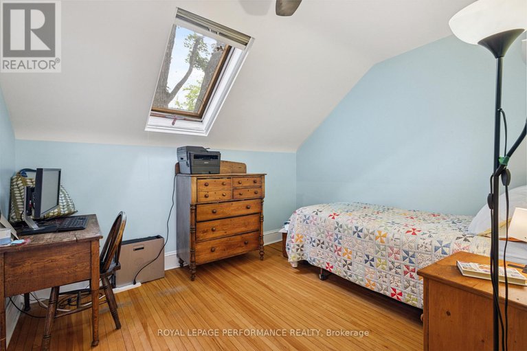 28582293/81-mackay-street/new-edinburgh/ottawa/ontario/K1M2E4_25