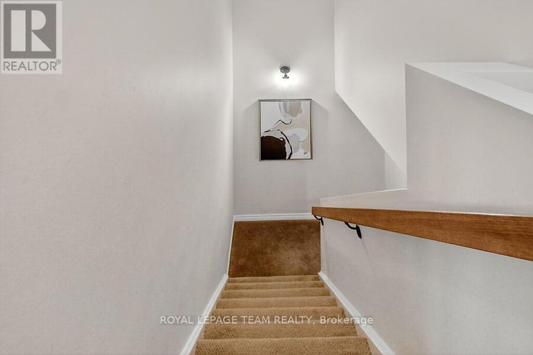 29065358/27-benlark-road/on-the-green/ottawa/ontario/K2J2L5_16