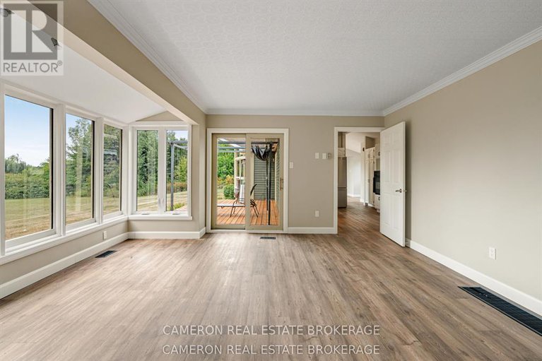 29154277/15474-manning-road/south-stormont-osnabruck-twp/south-stormont/ontario/K0C1M0_12