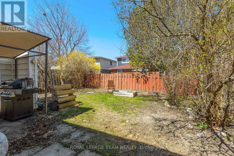 29675105/25-grady-crescent/sheahan-estatestrend-village/ottawa/ontario/K2H5S2_30