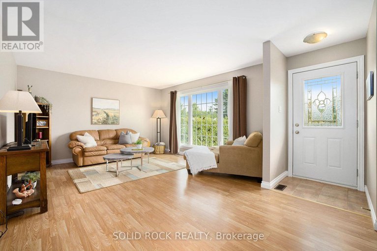 28738548/307-kippen-road/mcnabbraeside-twps/mcnabbraeside/ontario/K0A3L0_8