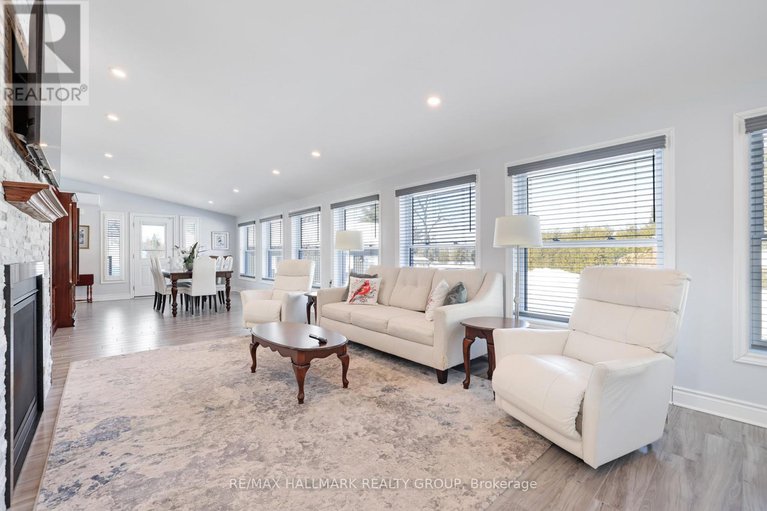 29345717/112-oak-lane/drummond-n-elmsley-drummond-twp/drummondnorth-elmsley/ontario/K7H3C8_23