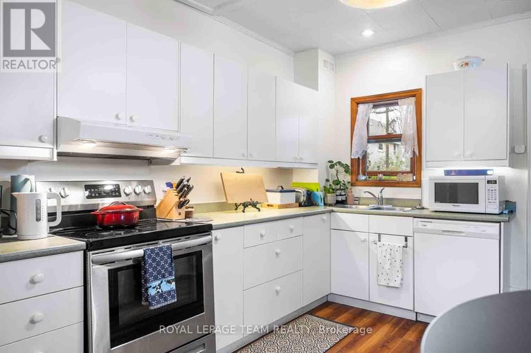 28350106/167-drummond-street/ottawa-east/ottawa/ontario/K1S1K3_18