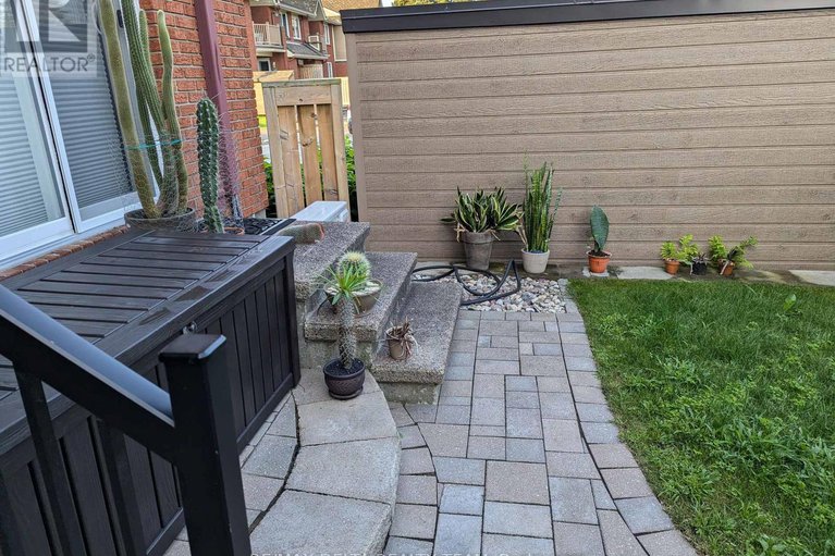 29221824/108-1765-cabaret-lane/fallingbrookpineridge/ottawa/ontario/K4A2H3_27