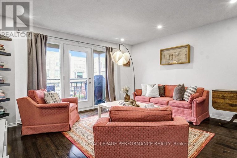 29619471/2d-4-columbus-avenue/overbrook/ottawa/ontario/K1K1R3_14