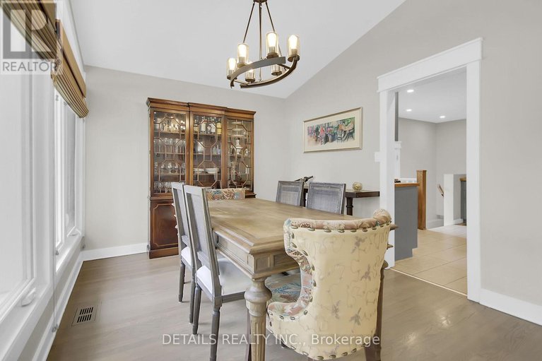 28807971/10-aberfeldy-street/arbeatha-park/ottawa/ontario/K2H6H5_9