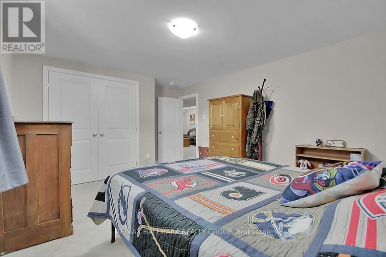 28384626/768-namur-street/embrun/russell/ontario/K0A1W0_36
