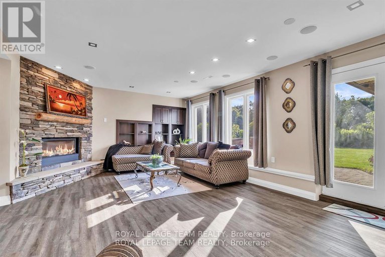 28963477/5705-lombardy-drive/osgoode/ottawa/ontario/K0A2W0_32