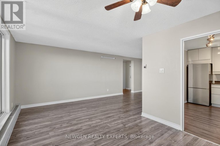 28969103/915-1505-baseline-road/copeland-park/ottawa/ontario/K2C3L4_8