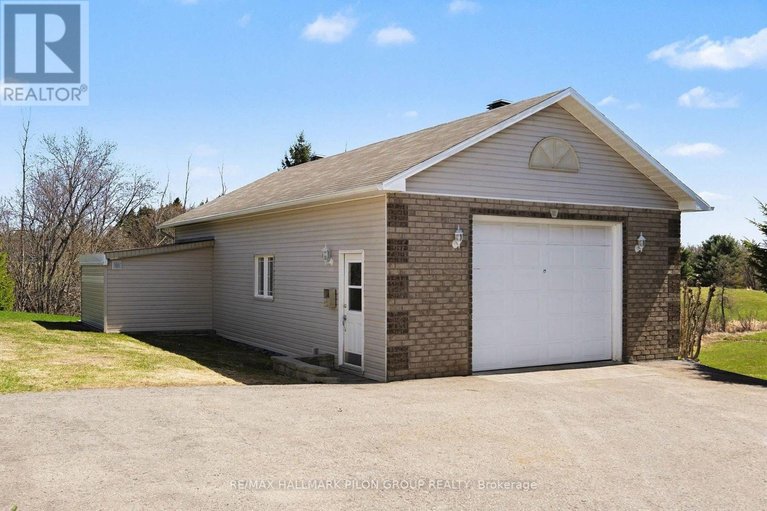 29666147/5029-canaan-road/clarencerockland-twp/clarence-rockland/ontario/K0A2A0_22