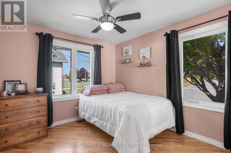 28877582/40-faucher-boulevard/casselman/casselman/ontario/K0A1M0_18