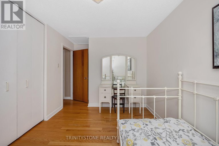 28500513/7-pulford-crescent/bayshore/ottawa/ontario/K2B6L6_33