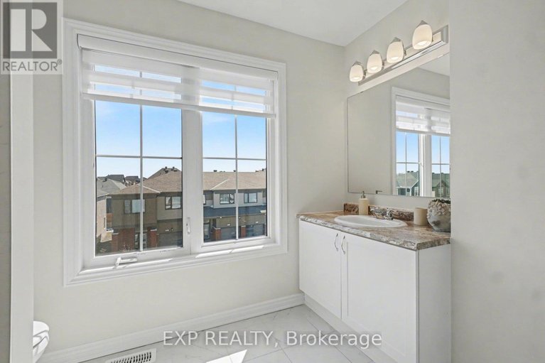 29593848/520-rye-grass-way/half-moon-bay/ottawa/ontario/K2J7A1_21