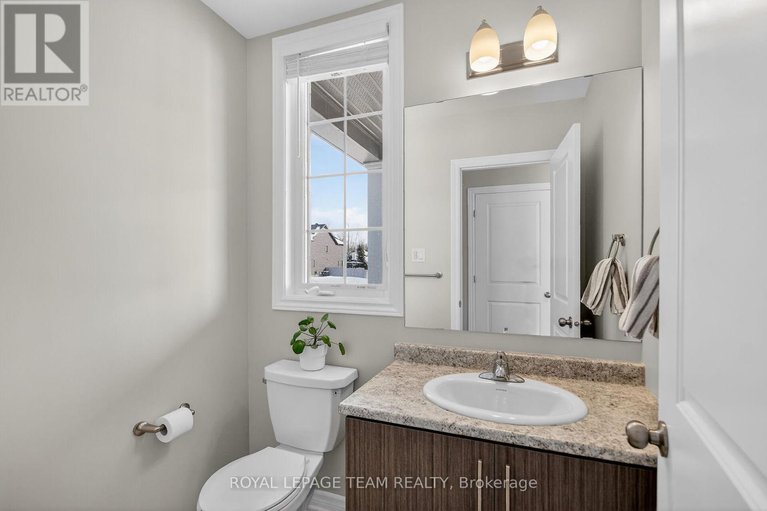 29290796/204-antler-court/mississippi-mills-ramsay-twp/mississippi-mills/ontario/K0A1A0_20