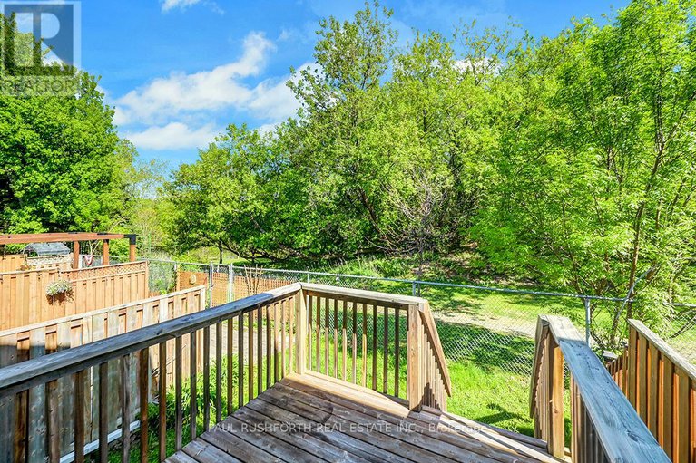 28335500/1161-falconcrest-court/chatelaine-village/ottawa/ontario/K4A3Z4_23