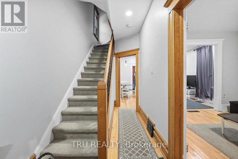 29377340/355-cambridge-street-n/west-centre-town/ottawa/ontario/K1R7B3_3