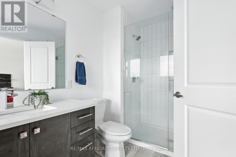 28460432/966-acoustic-way/riverside-southgloucester-glen/ottawa/ontario/K4M0R1_16