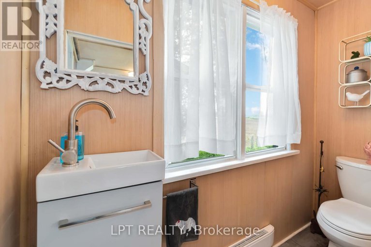 28364830/4484-county-12-road/south-stormont-osnabruck-twp/south-stormont/ontario/K0C1R0_14