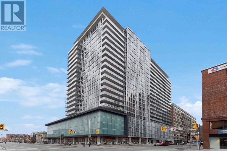 1308 - 324 Laurier Avenue W