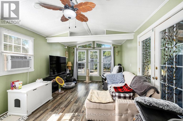 28891000/8-kelly-sand-private/remainder-of-stittsville-area/ottawa/ontario/K0A1B0_5