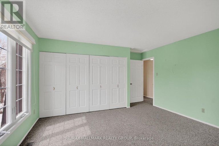 29582128/1050-plante-drive/hunt-clubwestern-community/ottawa/ontario/K1V9E6_38