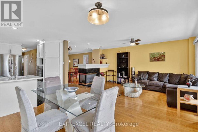 29577468/1093-b-normandy-cr-normandy-crescent/carleton-heights/ottawa/ontario/K2C0L9_15