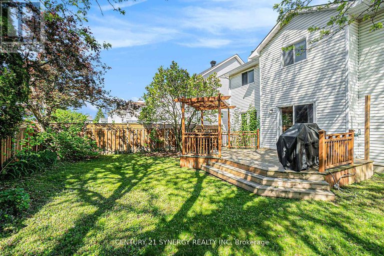 28579291/666-mathieu-way/fallingbrookpineridge/ottawa/ontario/K4A2R4_36