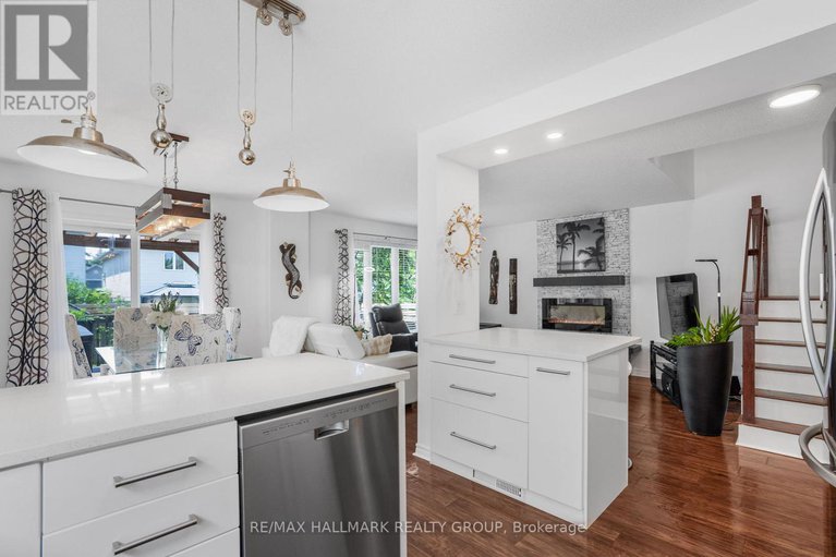 28555293/152-louise-street/town-of-rockland/clarence-rockland/ontario/K4K1R7_8