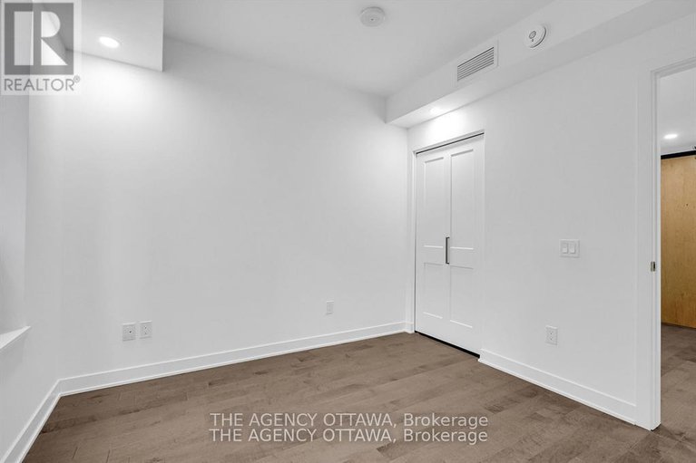 28067801/306-340-queen-street/ottawa-centre/ottawa/ontario/K1R0G1_15