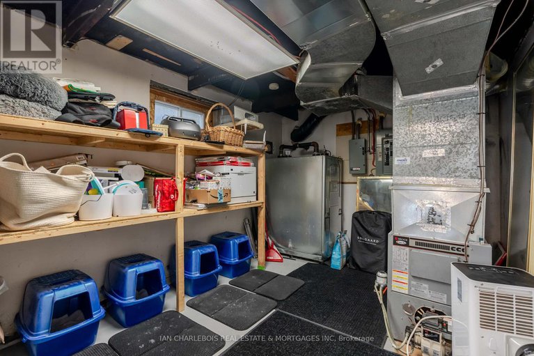 28596144/5616-akins-road-nw/btwn-franktown-rd-fallowfield-rd/ottawa/ontario/K2S1B8_26