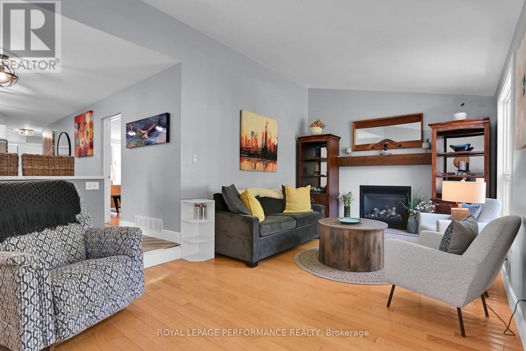 28477171/135-acklam-terrace/morgans-grantsouth-march/ottawa/ontario/K2K2J4_13