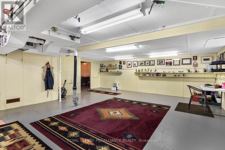 27946530/26-lakeview-drive/iroquois/south-dundas/ontario/K0E1K0_27