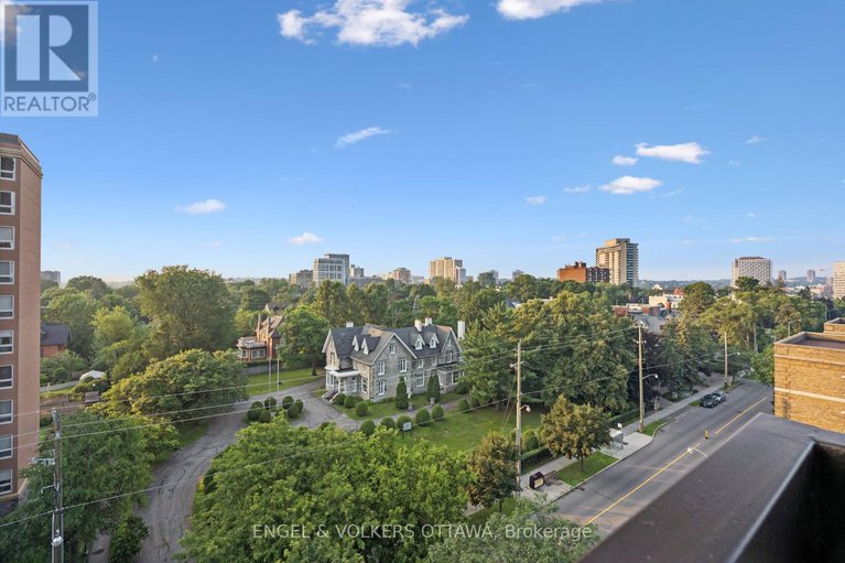28619826/8a-400-laurier-avenue-e/sandy-hill/ottawa/ontario/K1N8Y2_42