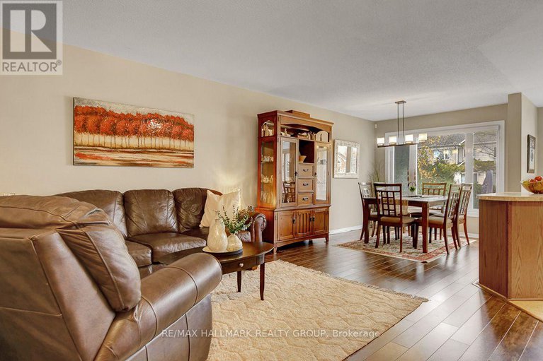 29023597/230-greenridge-street/chapel-hill/ottawa/ontario/K1C7R8_5